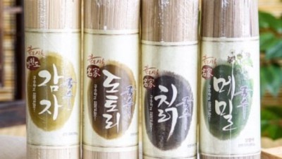쫄깃함에 반했네! 도토리국수 솔직 후기 & 할인 꿀팁 🍜